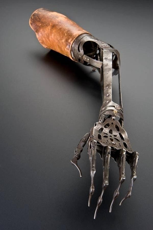 19. 150 yıllık kol protezi...