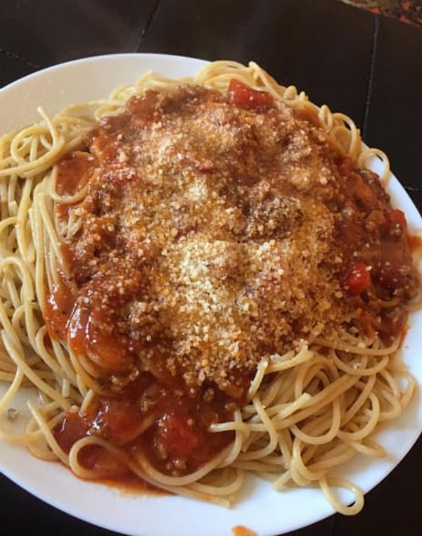 1. Спагетти Болоньезе нормального человека: