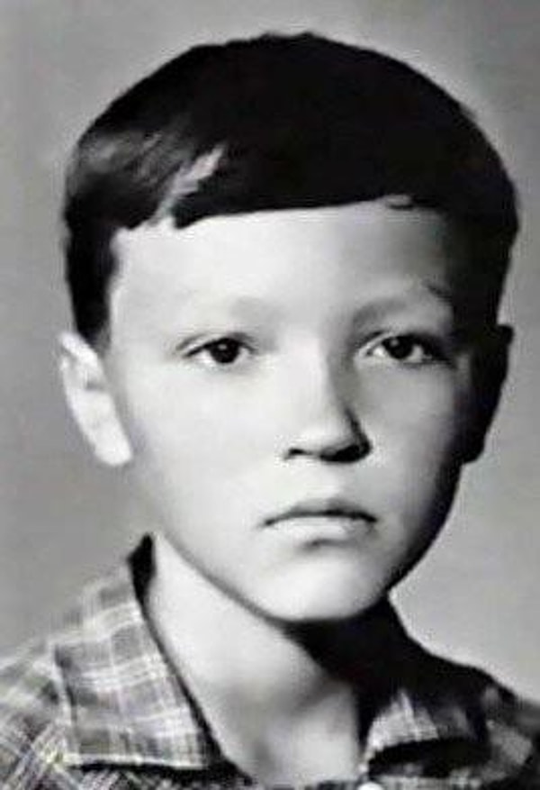 5. А этого мальчика мы знаем как...