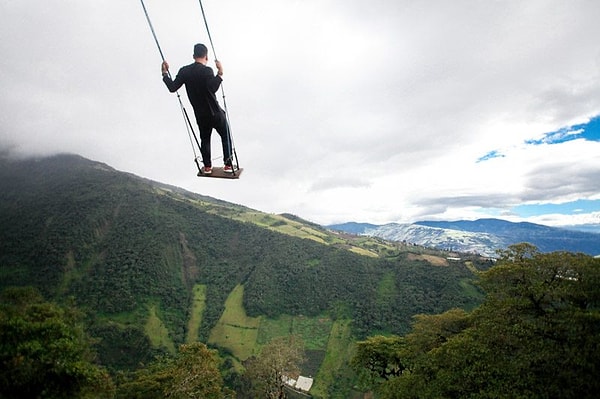 3. Знаменитые качели "на краю света" в Эквадоре ни что иное как...