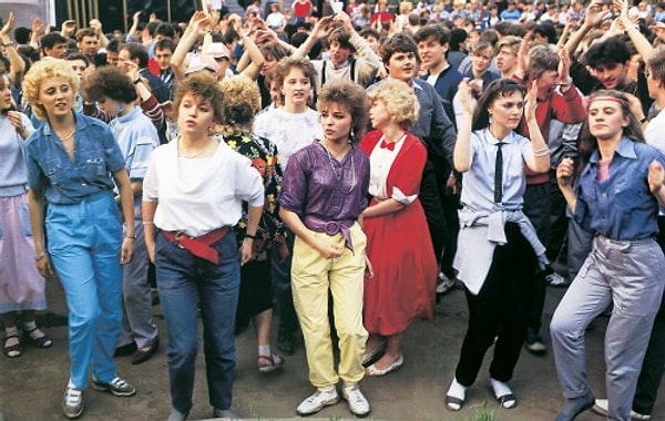 7. В каком году джинсы впервые попали в СССР?