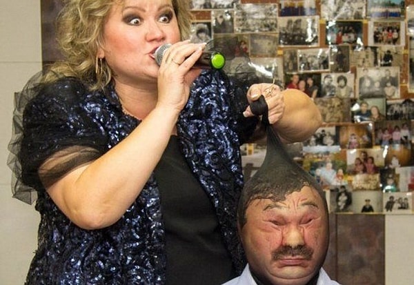 8. Эти конкурсы на свадьбах кого хочешь доведут до белого каления 😱