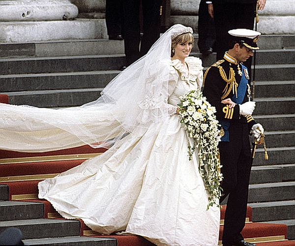 15. Платье принцессы Дианы