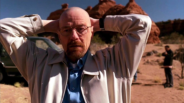 Para, güç ve kurumlar varsa bir hukuk sistemi de olmazsa olmaz.