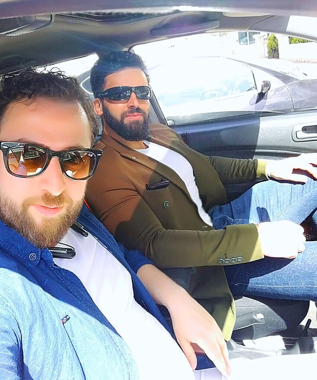 İmam Hatip Lisesini bitirdikten sonra da başka bir yeteneğinin peşinden gitmiş ve Ondokuz Mayıs Üniversitesi Beden Eğitimi ve Spor Öğretmenliği bölümünü kazanmış. Fakülteden de 2007 yılından mezun olmuş Mustafa Özyılmaz.