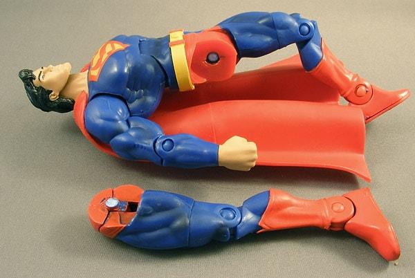 5. Bir psikoloji deneyinde bir grup çocuğa dokunulduğu an parçalara ayrılan özel oyuncaklar verildi ve sonrasında bir dakika boyunca tepkileri kaydedildi.