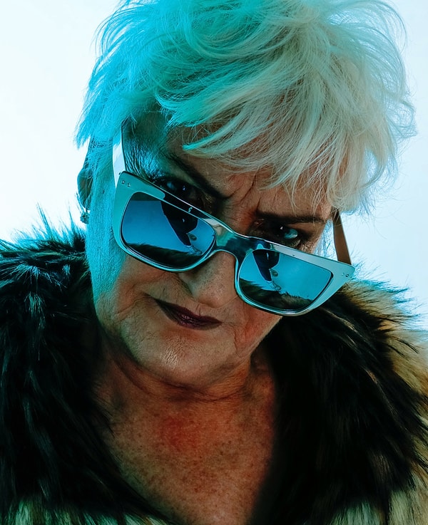 16. Посмотрите еще несколько работ Романа Зарипова из проекта "Снова 20" и дайте нам знать в комментариях, что вы думаете о жизни на пенсии: какой она будет у вас? :)