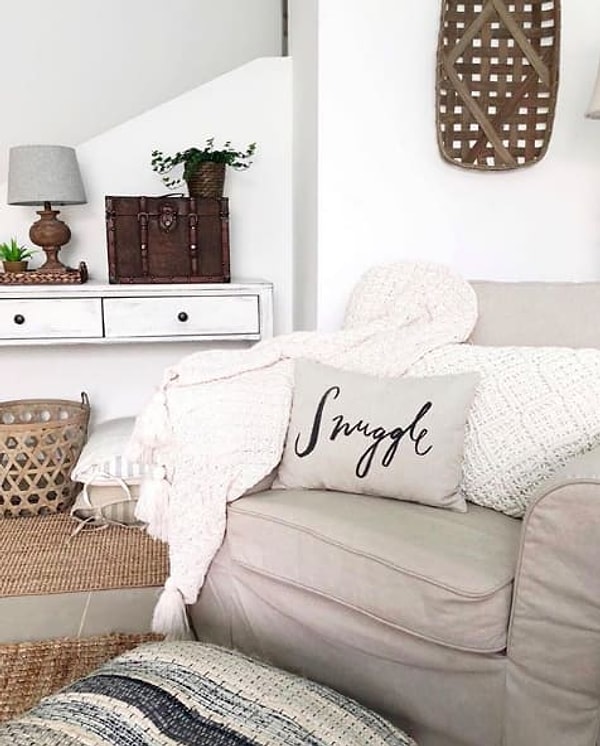 15. Сесть в любимое кресло и заняться любимым расслабляющим занятием