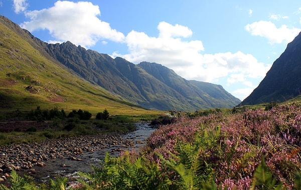 6. Где расположено это место?