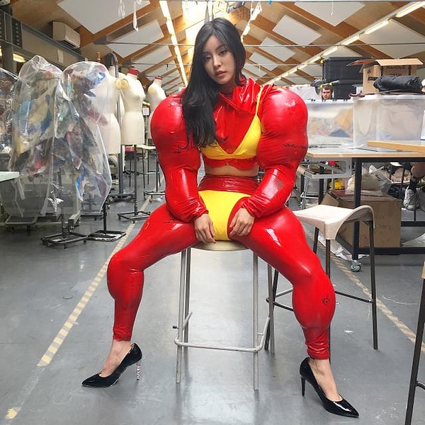 8. Дизайнер говорит, что у него множество источников вдохновения: от Говарда Лавкрафта до дурацких фотографий на Flickr.