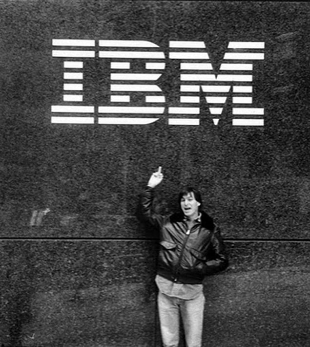 Steve Jobs bu duruma oldukça tepkiliydi.