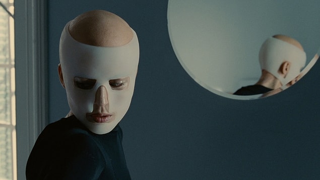 14. İçinde Yaşadığım Deri (2011)