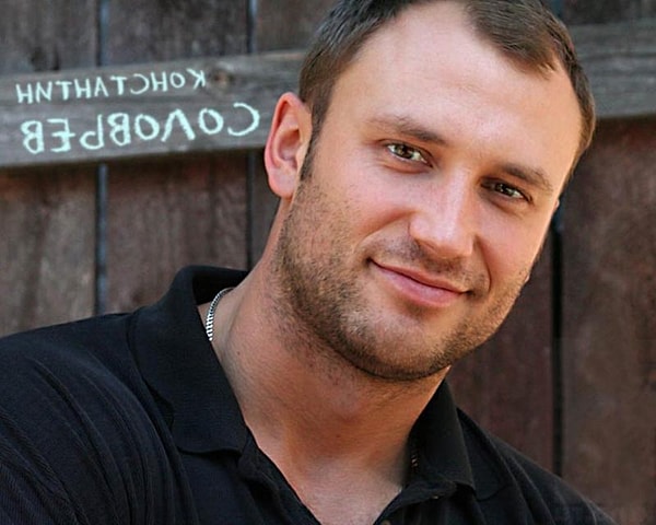 2. А этого мужчину признали?