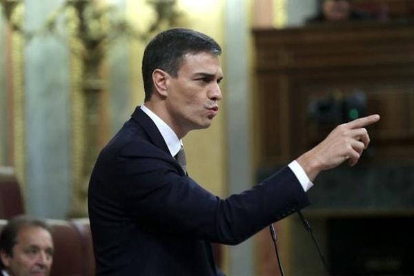 İspanya yasaları uyarınca önerge sahibi partinin lideri olarak Sanchez, başbakanlık görevini üstlendi.