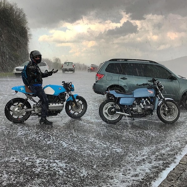 24. Annenden zorla motora binmek için izin alırsın ama hava bir an da böyle olur. Ana duası işte adamı mahveder.