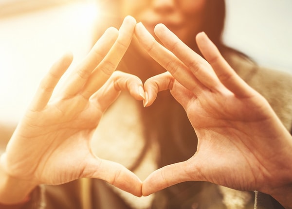 12. Ваша компания внимательно относится к сотрудникам, обеспокоенным проблемами в семье и личной жизни, а также к тем, кто испытывает стресс и синдром выгорания?