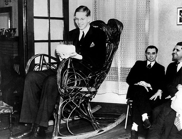 11. У Роберта были большие планы на жизнь, однако им не суждено было сбыться...