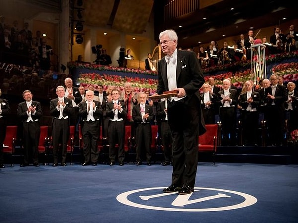 3. Не существует Нобелевской премии по...