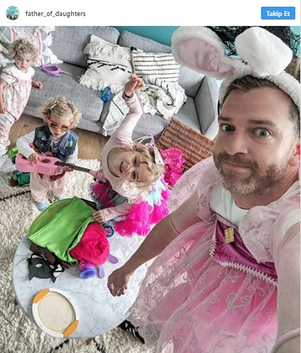 Он прославился тем, что выкладывал в сеть интересные и веселые истории жизни с дочерьми.