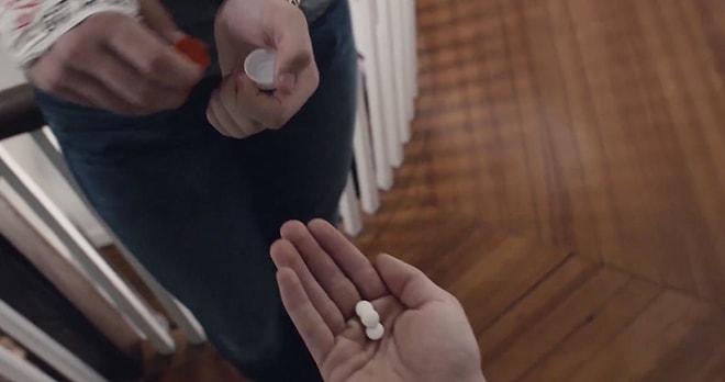 17 Yaşında Uyuşturucu Bağımlısı Bir Gencin Gözünden Yaşamını Anlatan Çarpıcı Farkındalık Filmi