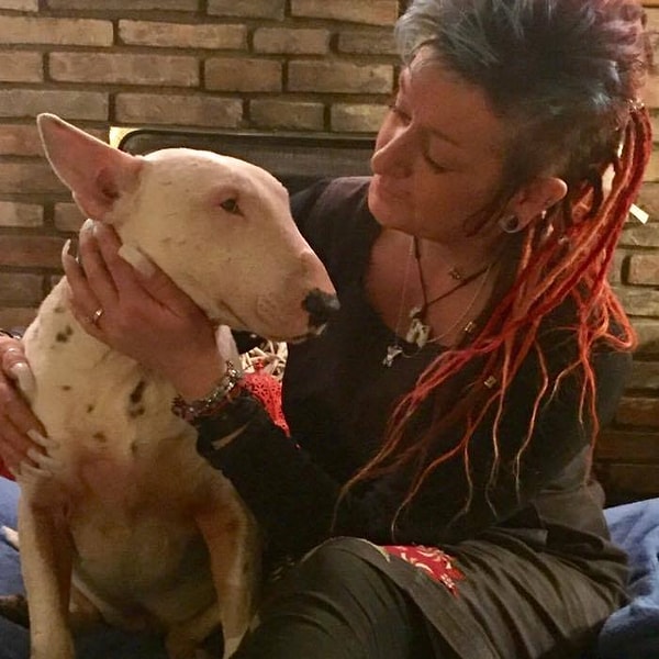 19. Но она не отчаивается.