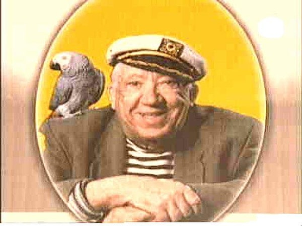 12. Вы, конечно же, узнали этого великого человека. А какую передачу он вел?