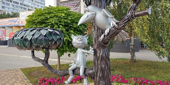 Тест: В каких российских городах находятся эти необычные памятники?