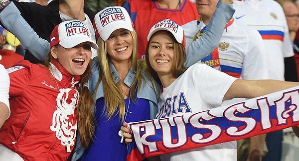 Tartışma Rus kadınlarının kupa için gelenlerle birlikte olup olmaması.