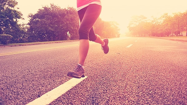 17. 2.000 долларов за то, чтобы пробежать в одних трусах по улице. Побежите?