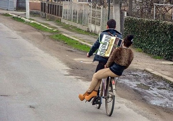 2. Вот это свидание так свидание! Ничего лишнего...