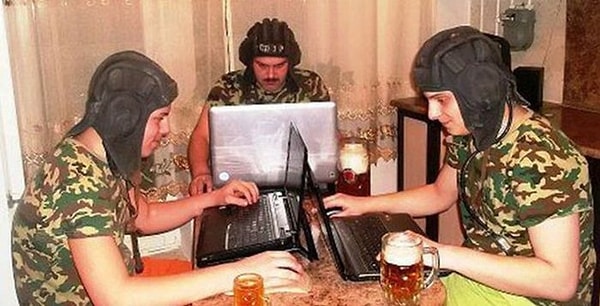 19. Работа танкистов в офисе выглядит примерно так!