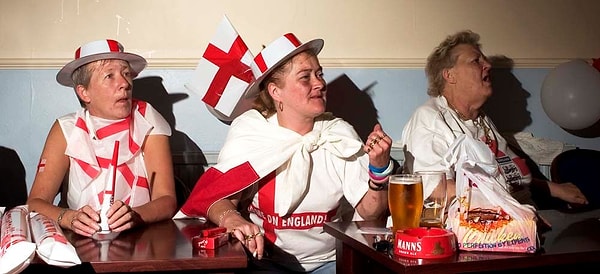 6. Он признается, что ему даже пришлось поездить по Европе и подрядить друзей, живущих за границей, чтобы они помогли ему с поиском самых труднодоступных напитков.