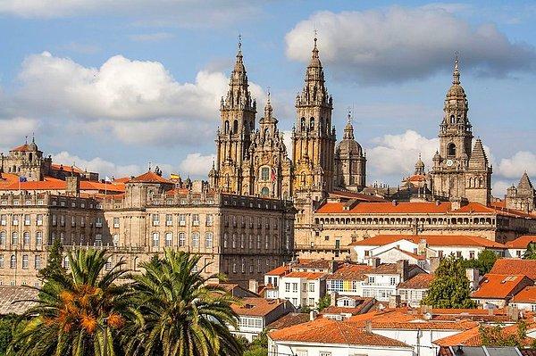 16. Santiago de Compostela, İspanya
