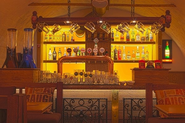 9. "BUDWEIS BAR", г. Тверь