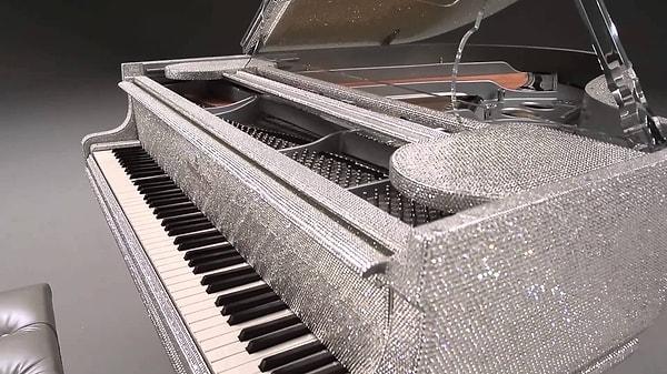 1. Kristal piyano, 3.2 milyon dolar