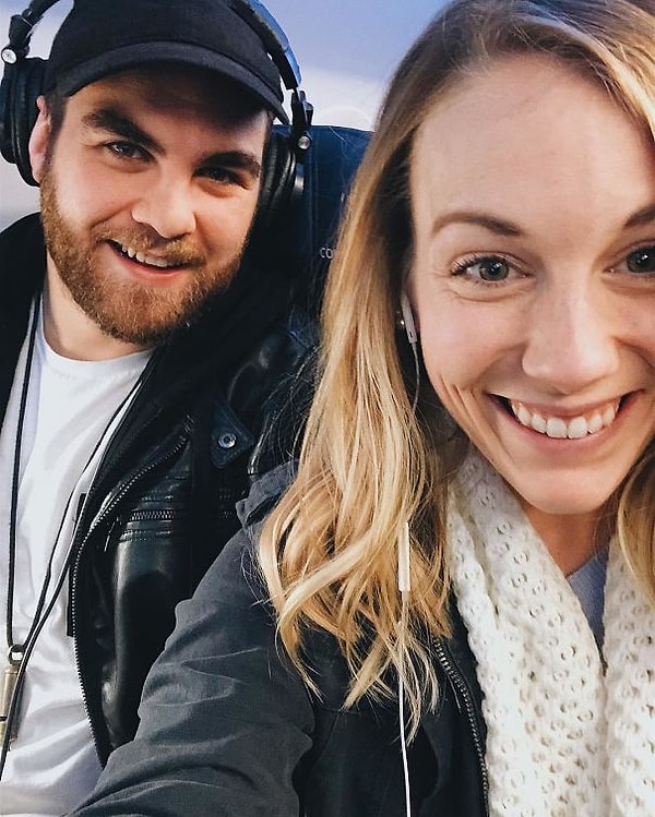 11. А вот и сама влюбленная пара, которая ценит хороший юмор!