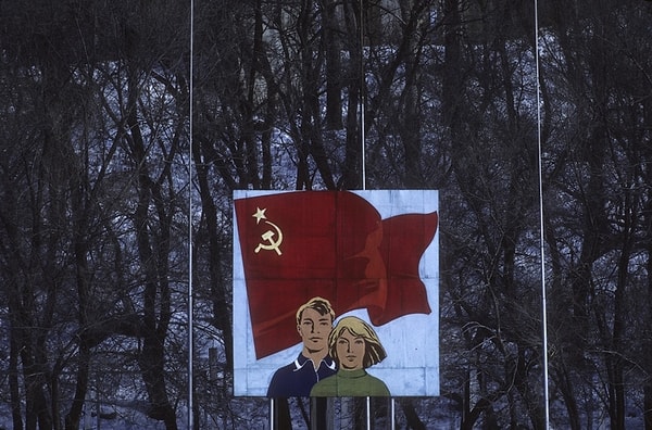 6. Агитационные плакаты как один из самых эффективных способов пропаганды: