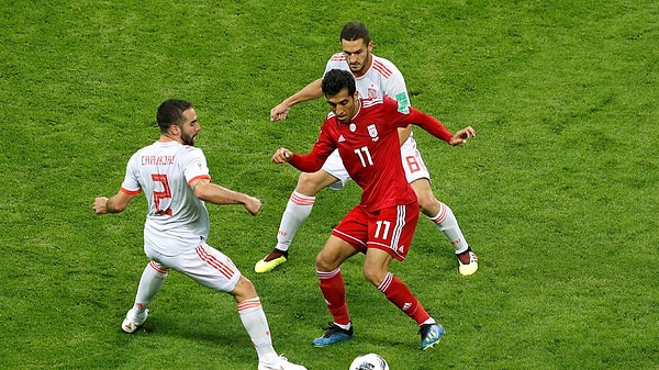 6. Выходка Мохаммади стоила 30 секунд игрового времени, за которое, кто знает, его команда, быть может, смогла бы наверстать упущенное.