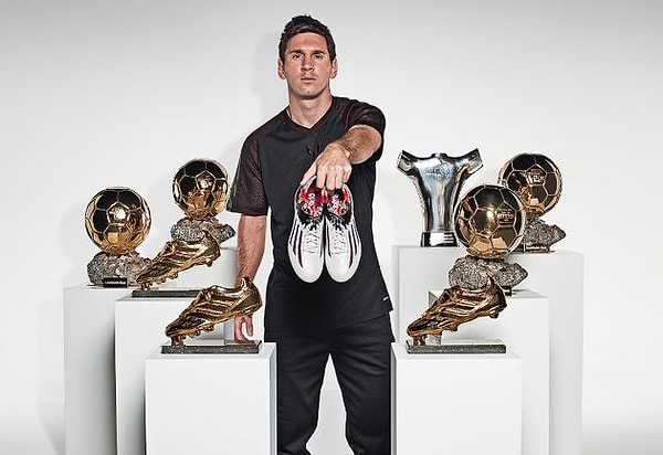12. Месси является лицом компании «Adidas»