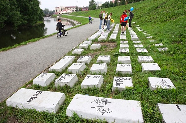 12. Памятник клавиатуре в Екатеринбурге