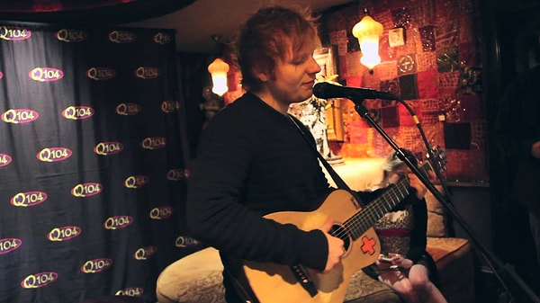 4. А в клипе Эда Ширана на песню "Lego House"?