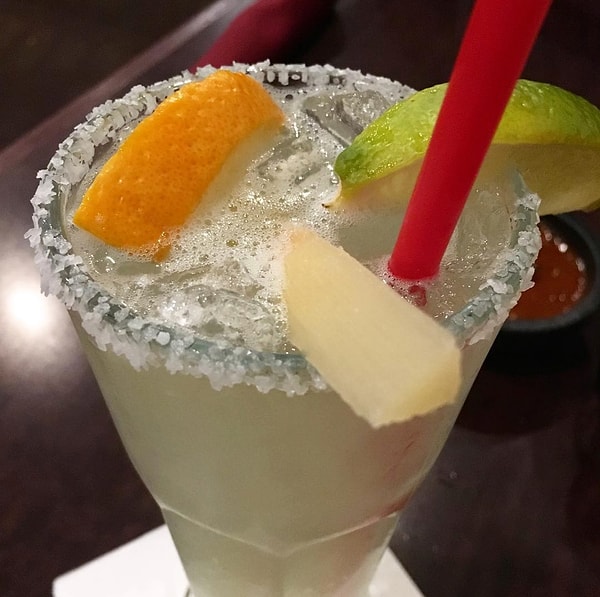 10. Что уж говорить об алкогольных напитках 😏