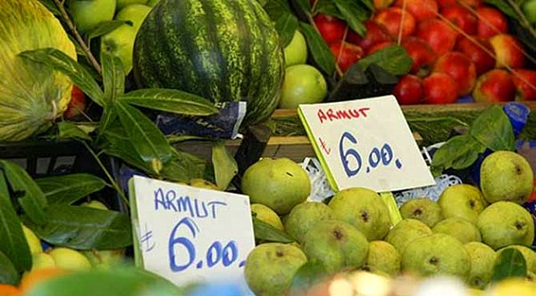 Geçen ay 4,52 lira olan ortalama sebze-meyve fiyatı bu ay 5,02 liraya yükseldi.