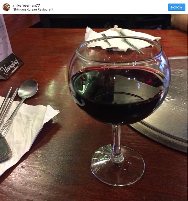 16. «Ужин вегана в баре провинциального города».