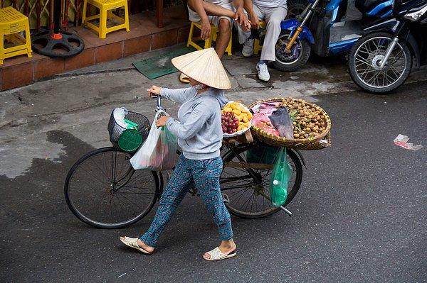 72. Hanoi, Viyetnam'da sokak yemeklerini denemelisiniz.