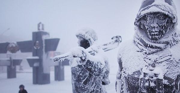 14. Dünyanın en soğuk yeri 2010 yılında kaç derece olarak ölçüldü?