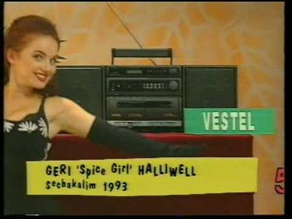 11. Spice Girls grubunun üyelerinden Geri Halliwell'ın "Seç Bakalım" yarışmasında hosteslik yapması