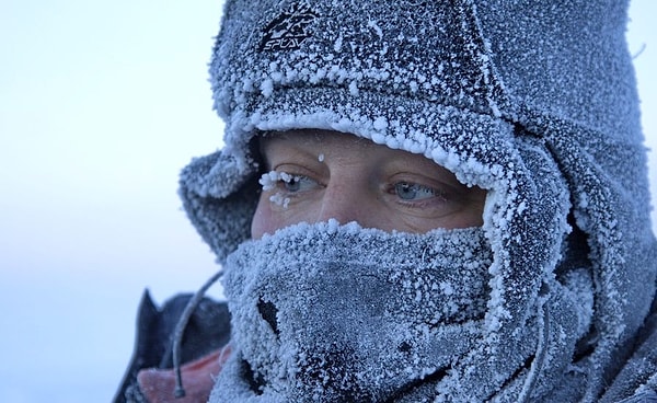 1. При гриппе и простуде лучше хорошенько закутываться, чтобы как следует пропотеть.