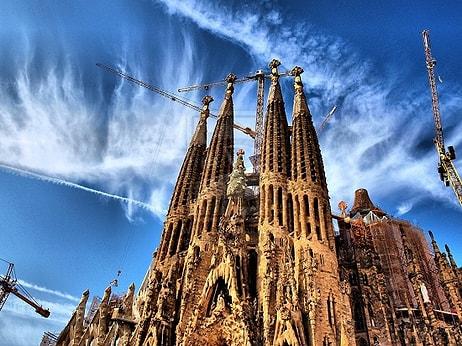 Bitmeyen Kilisenin Hikayesi: La Sagrada Familia!