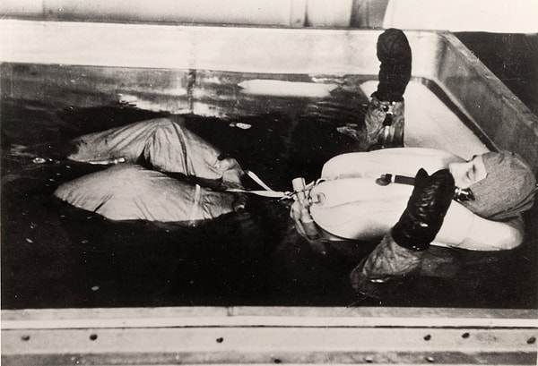 Опыты с переохлаждением человеческого тела